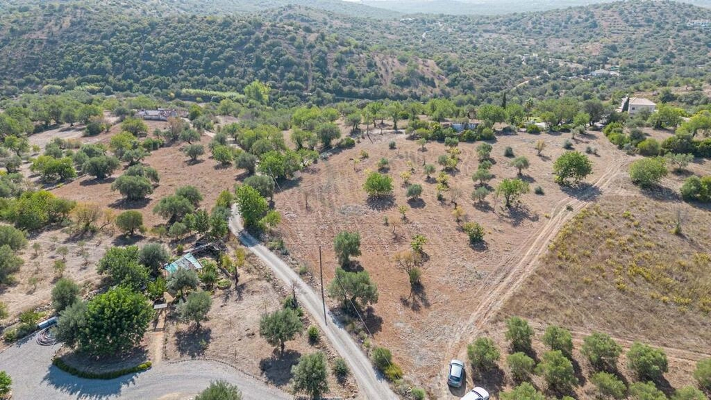 4 Bedroom Land For Sale in Santa Catarina da Fonte do Bispo 4 Bedroom Land For Sale in Santa Catarina da Fonte do Bispo