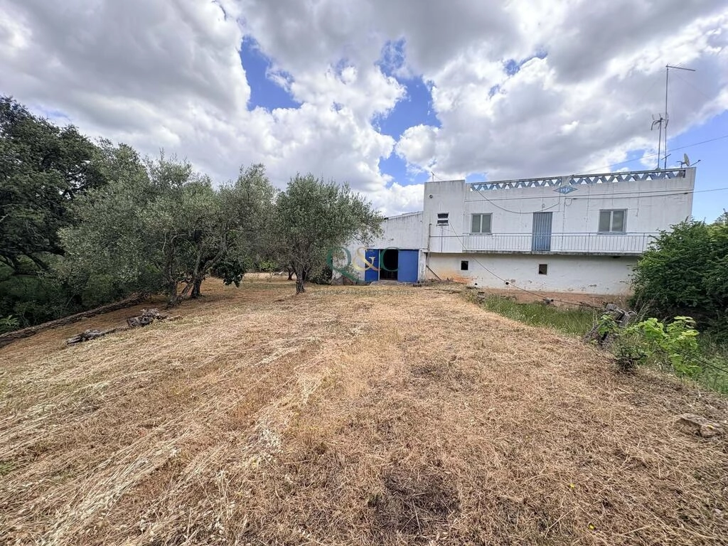 Country house For Sale in São Brás de Alportel Country house For Sale in São Brás de Alportel