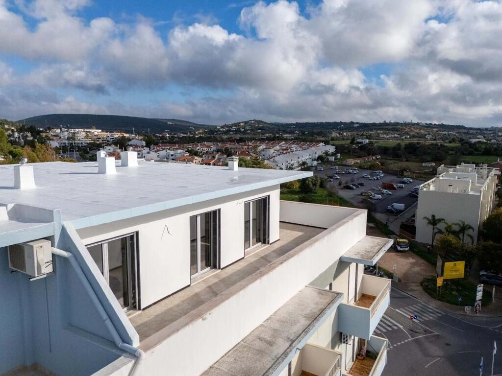 Apartment avec 3 chambres à vendre à Loulé (São Clemente) Apartment avec 3 chambres à vendre à Loulé (São Clemente)