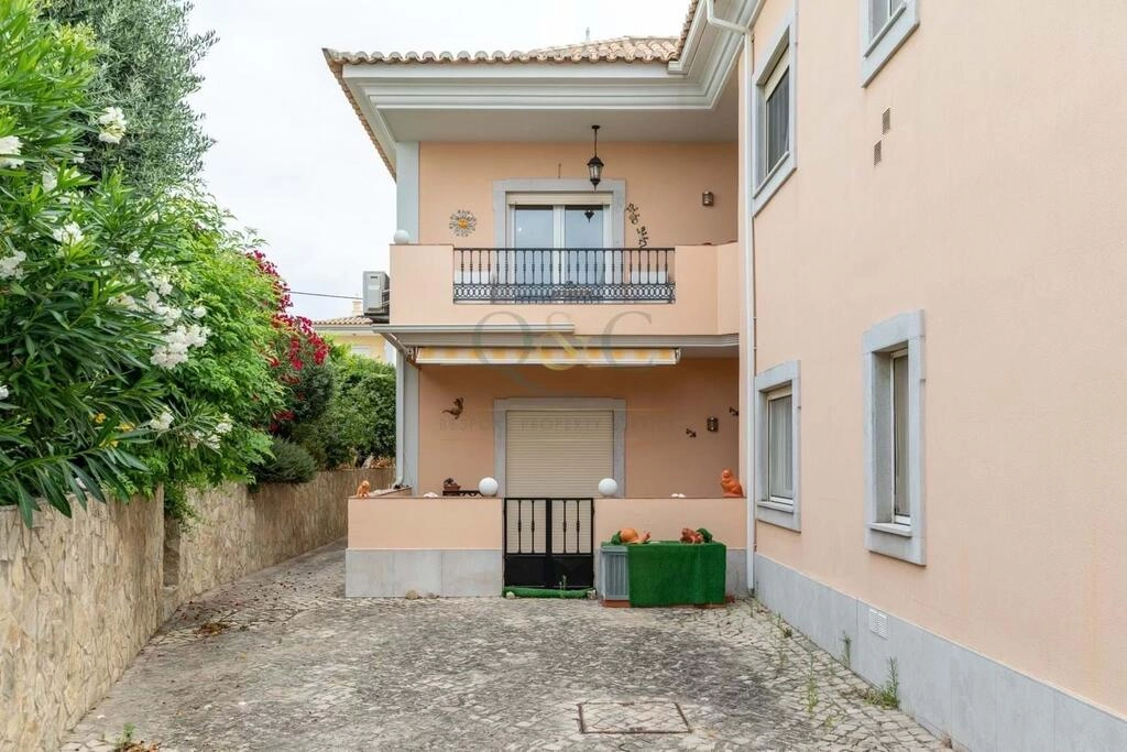 Apartment avec 3 chambres à vendre à Santa Bárbara de Nexe Apartment avec 3 chambres à vendre à Santa Bárbara de Nexe