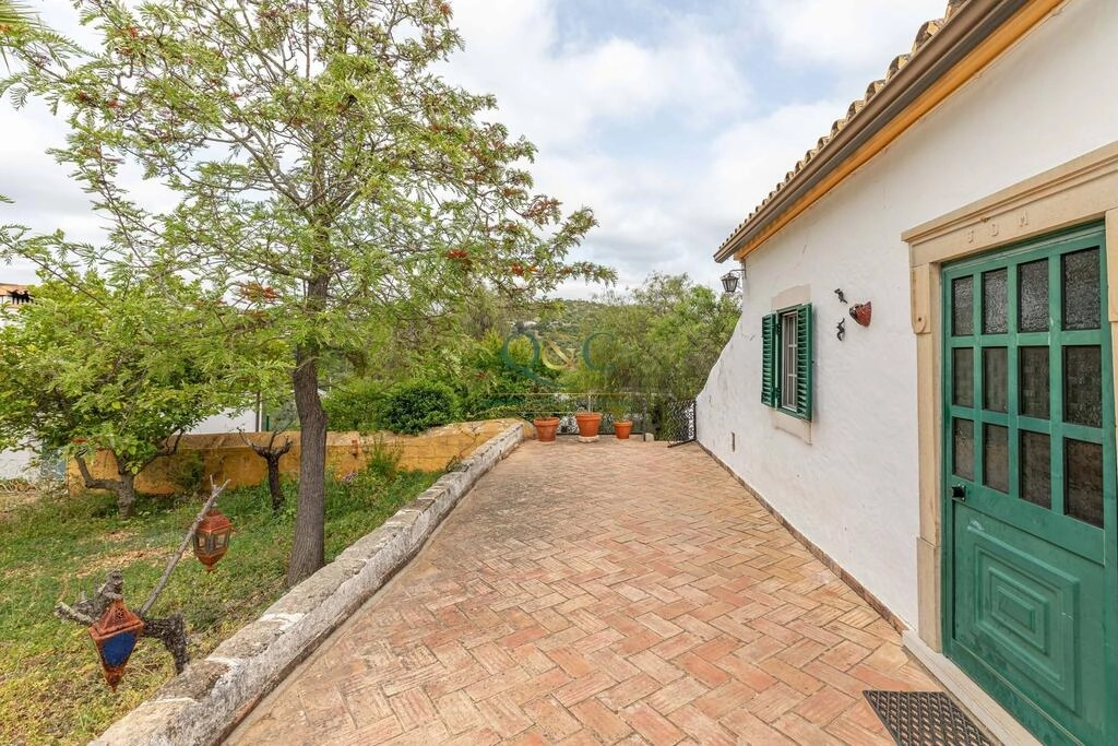 4 Bedroom Farmhouse For Sale in São Brás de Alportel 4 Bedroom Farmhouse For Sale in São Brás de Alportel