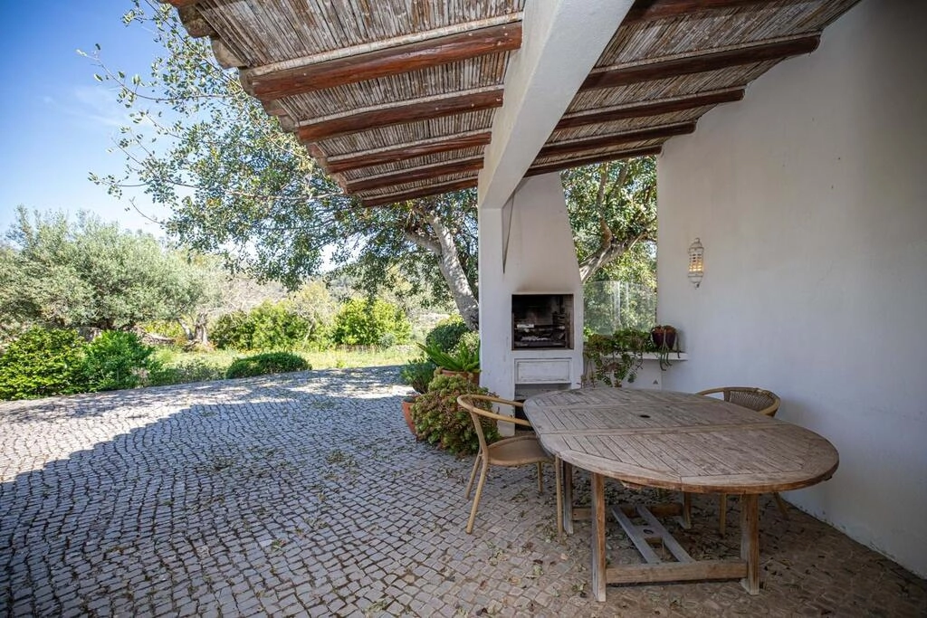 4 Bedroom Farmhouse For Sale in São Brás de Alportel 4 Bedroom Farmhouse For Sale in São Brás de Alportel