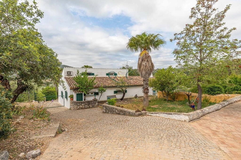 Farmhouse avec 4 chambres à vendre à São Brás de Alportel Farmhouse avec 4 chambres à vendre à São Brás de Alportel