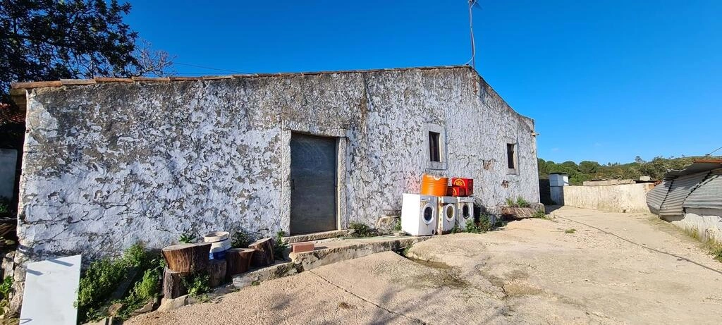 5 Bedroom Farmhouse For Sale in Salir 5 Bedroom Farmhouse For Sale in Salir