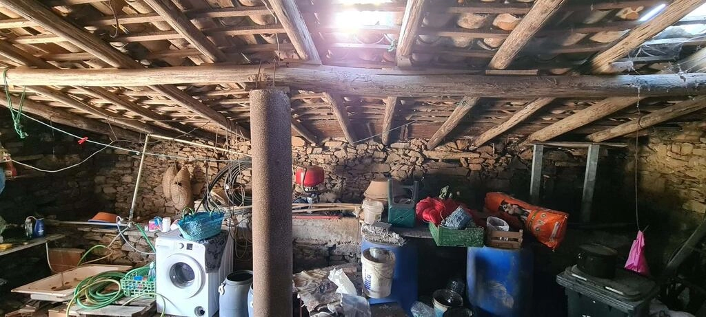 5 Bedroom Farmhouse For Sale in Salir 5 Bedroom Farmhouse For Sale in Salir