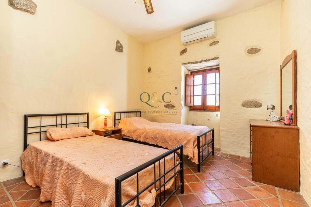 Farmhouse avec 5 chambres à vendre à São Brás de Alportel Farmhouse avec 5 chambres à vendre à São Brás de Alportel