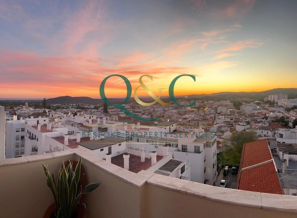 2 Bedroom Apartment For Sale in Loulé (São Clemente) 2 Bedroom Apartment For Sale in Loulé (São Clemente)