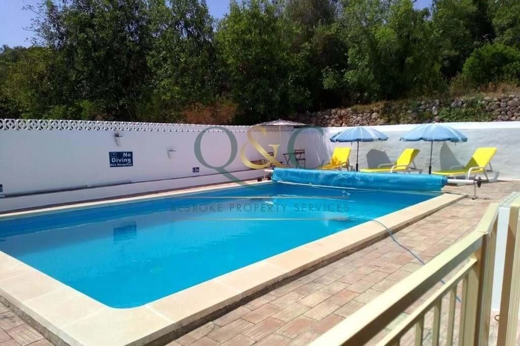 Villa com 2 quartos à venda em Querença Villa com 2 quartos à venda em Querença