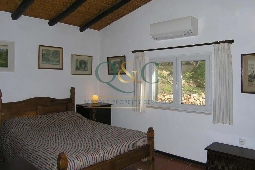 Villa com 2 quartos à venda em Querença Villa com 2 quartos à venda em Querença