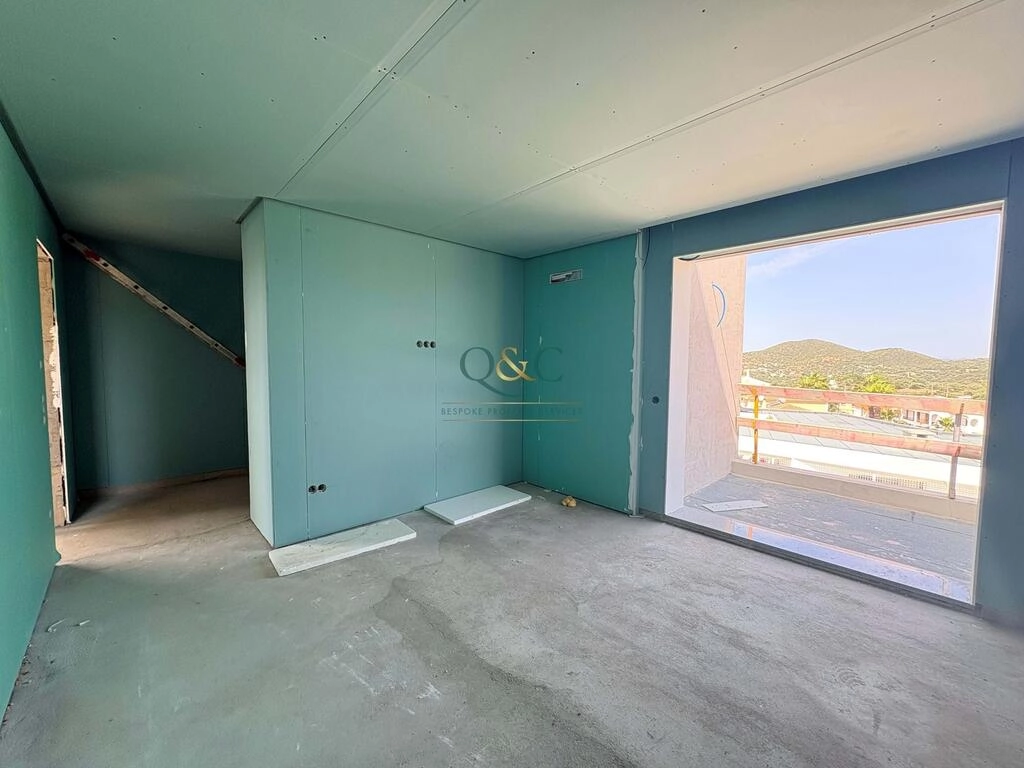 3 Bedroom Villa For Sale in Loulé (São Clemente) 3 Bedroom Villa For Sale in Loulé (São Clemente)