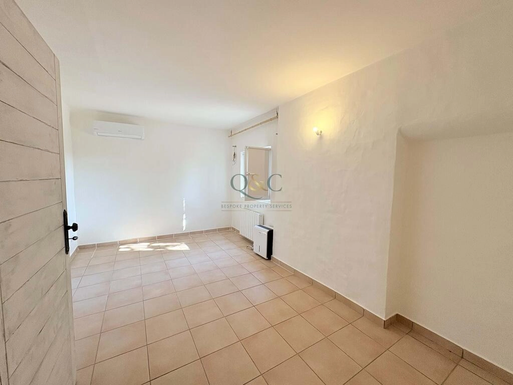 3 Bedroom Villa For Sale in São Brás de Alportel 3 Bedroom Villa For Sale in São Brás de Alportel