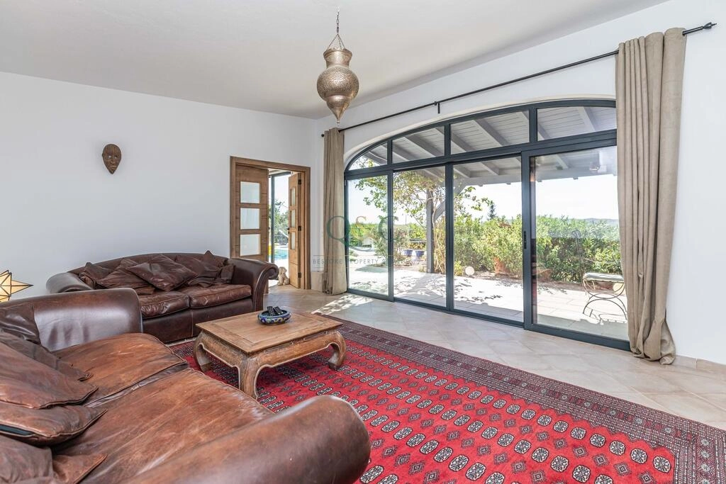 3 Bedroom Villa For Sale in São Brás de Alportel 3 Bedroom Villa For Sale in São Brás de Alportel