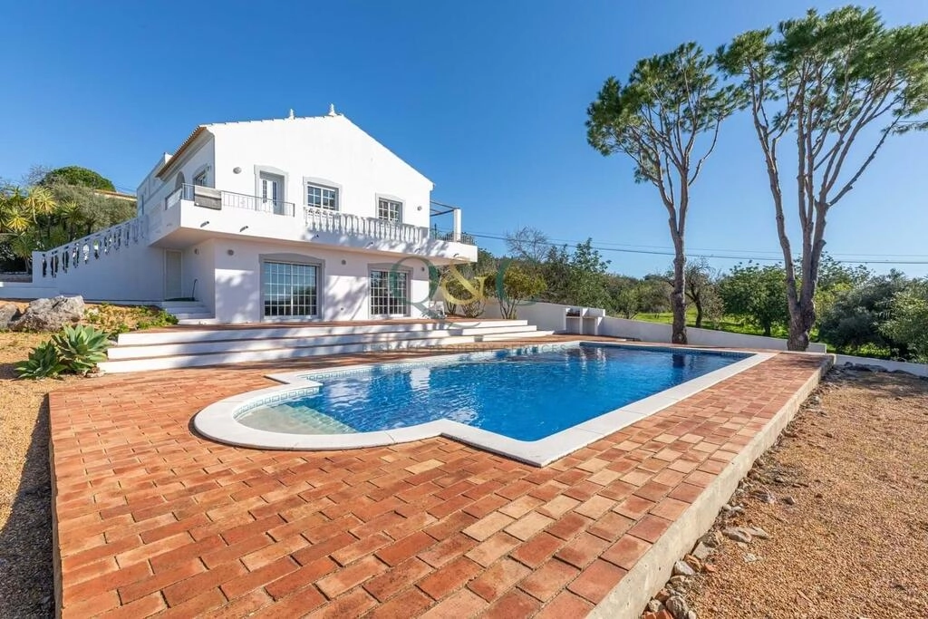 3 Bedroom Villa For Sale in São Brás de Alportel 3 Bedroom Villa For Sale in São Brás de Alportel