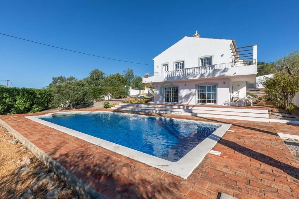 3 Bedroom Villa For Sale in São Brás de Alportel 3 Bedroom Villa For Sale in São Brás de Alportel