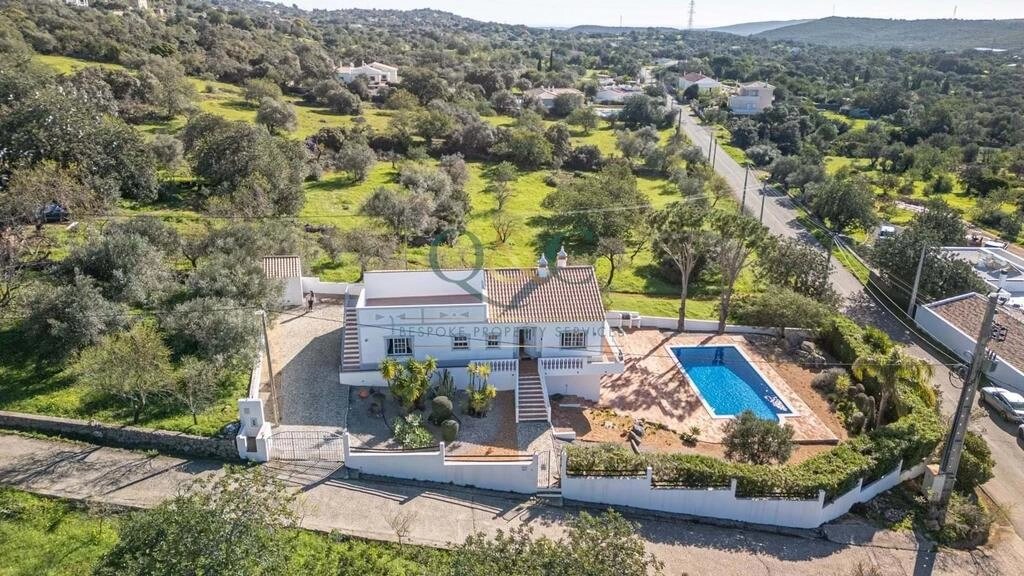 3 Bedroom Villa For Sale in São Brás de Alportel 3 Bedroom Villa For Sale in São Brás de Alportel