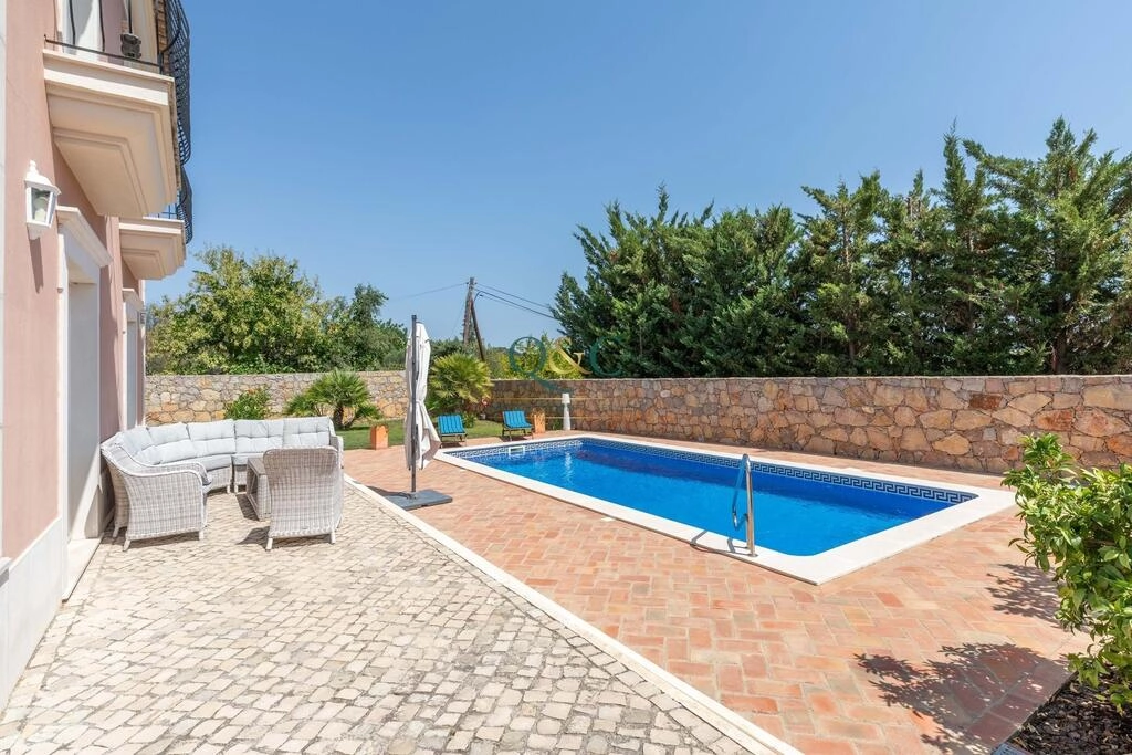 3 Bedroom Villa For Sale in São Brás de Alportel 3 Bedroom Villa For Sale in São Brás de Alportel