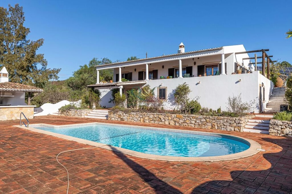 3 Bedroom Villa For Sale in São Brás de Alportel 3 Bedroom Villa For Sale in São Brás de Alportel