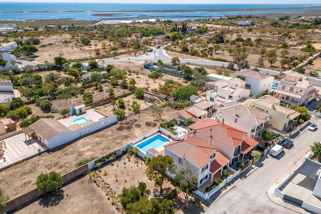 3 Bedroom Villa For Sale in Fuseta 3 Bedroom Villa For Sale in Fuseta