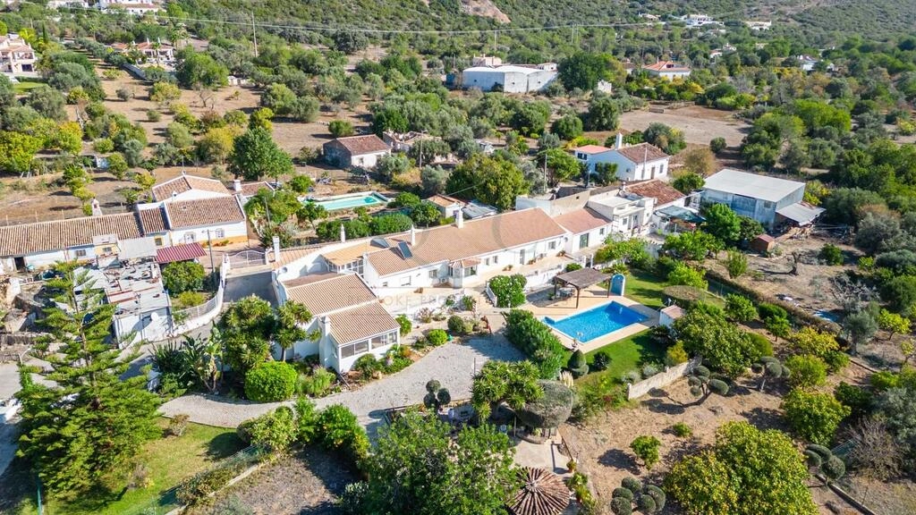 3 Bedroom Villa For Sale in São Brás de Alportel 3 Bedroom Villa For Sale in São Brás de Alportel