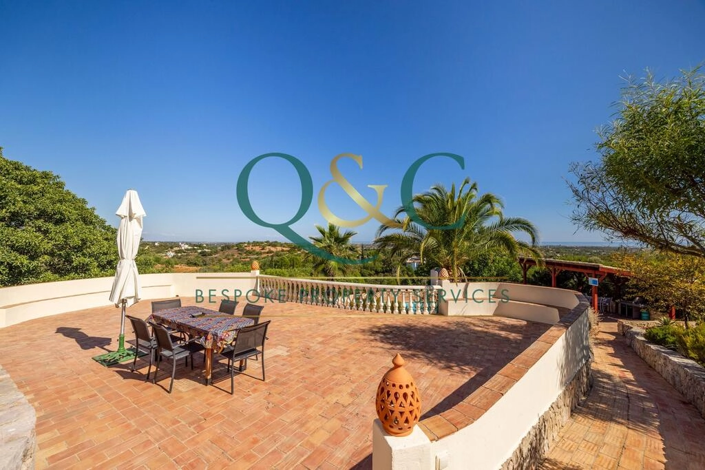 3 Bedroom Villa For Sale in Moncarapacho 3 Bedroom Villa For Sale in Moncarapacho
