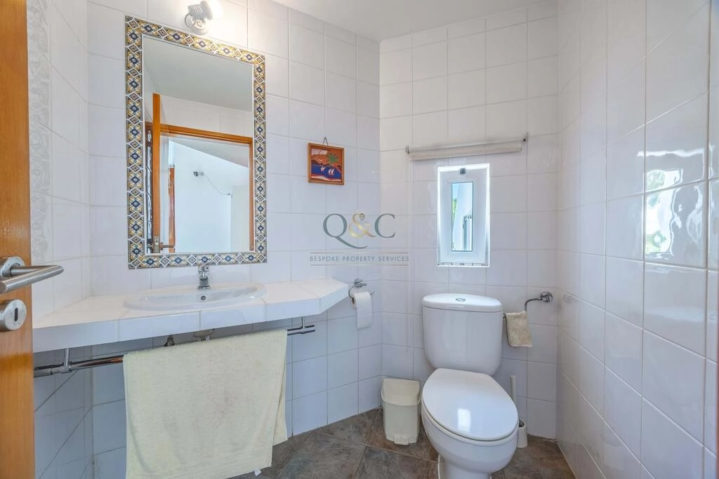 3 Bedroom Villa For Sale in Santa Catarina da Fonte do Bispo 3 Bedroom Villa For Sale in Santa Catarina da Fonte do Bispo