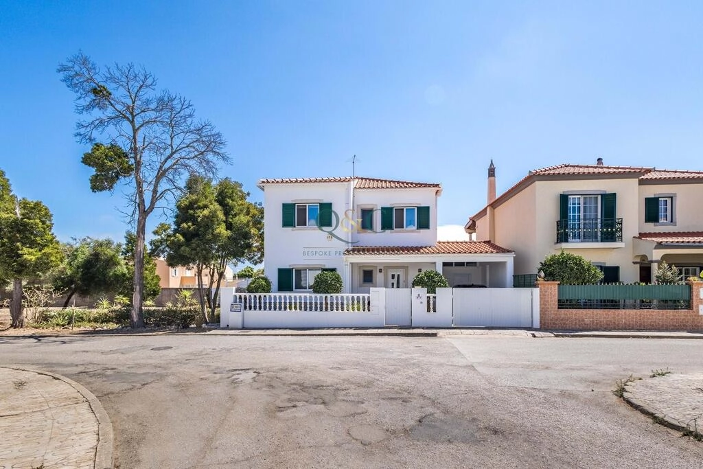 Villa avec 3 chambres à vendre à Fuseta Villa avec 3 chambres à vendre à Fuseta