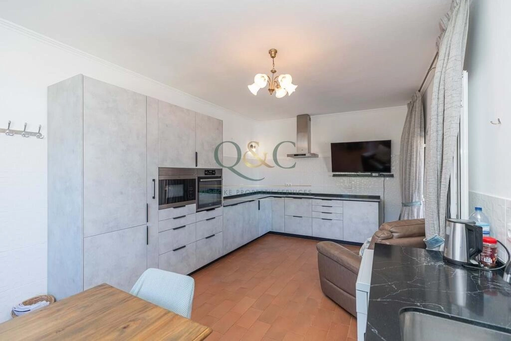 Villa avec 3 chambres à vendre à Loulé (São Sebastião) Villa avec 3 chambres à vendre à Loulé (São Sebastião)