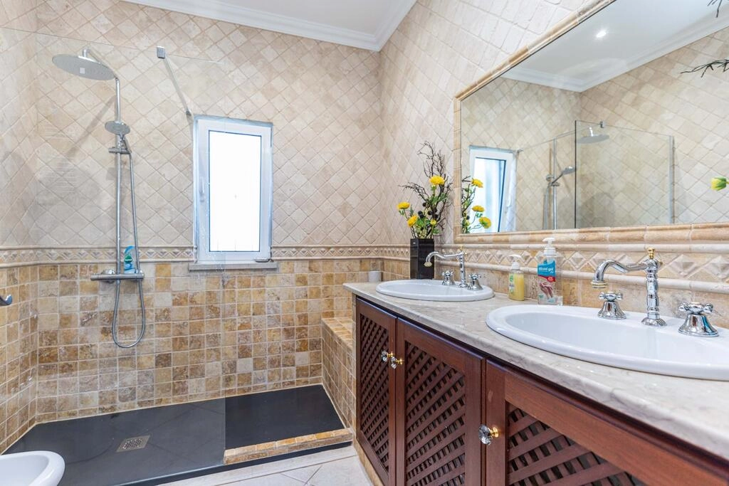 Villa avec 3 chambres à vendre à São Brás de Alportel Villa avec 3 chambres à vendre à São Brás de Alportel