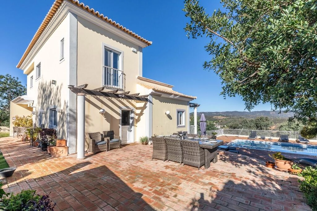 Villa avec 3 chambres à vendre à São Brás de Alportel Villa avec 3 chambres à vendre à São Brás de Alportel