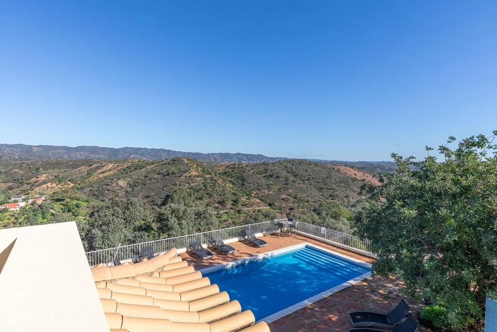 Villa avec 3 chambres à vendre à São Brás de Alportel Villa avec 3 chambres à vendre à São Brás de Alportel