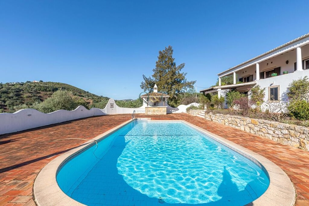 Villa avec 3 chambres à vendre à São Brás de Alportel Villa avec 3 chambres à vendre à São Brás de Alportel