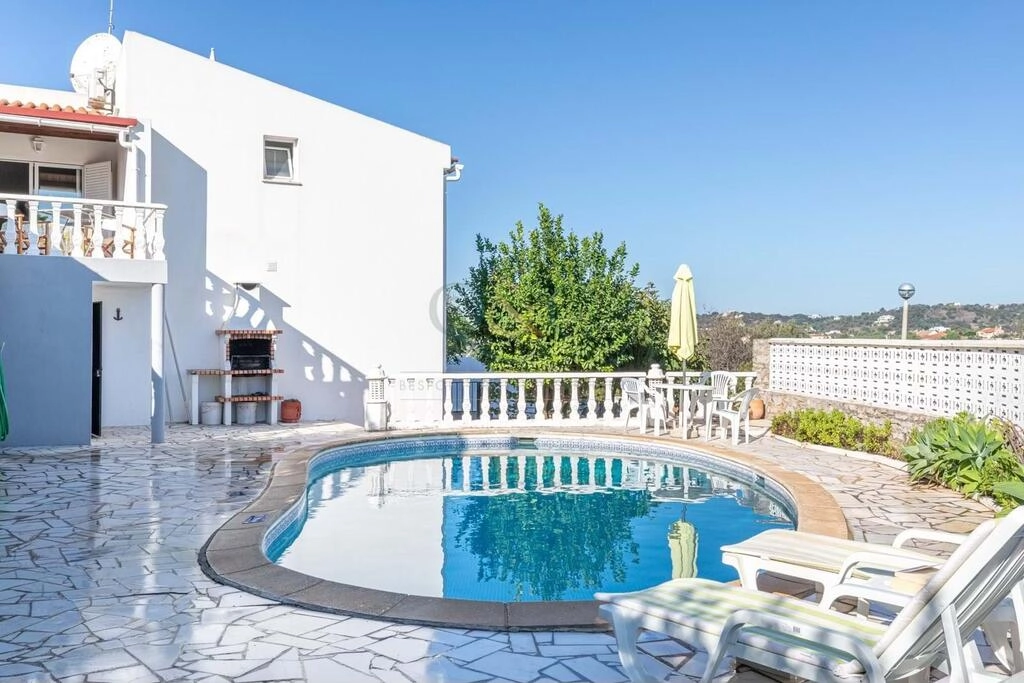 Villa avec 3 chambres à vendre à São Brás de Alportel Villa avec 3 chambres à vendre à São Brás de Alportel