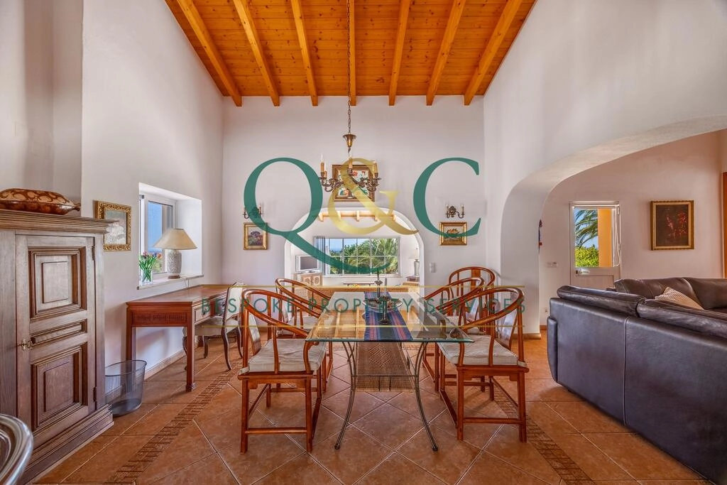 Villa avec 3 chambres à vendre à Moncarapacho Villa avec 3 chambres à vendre à Moncarapacho