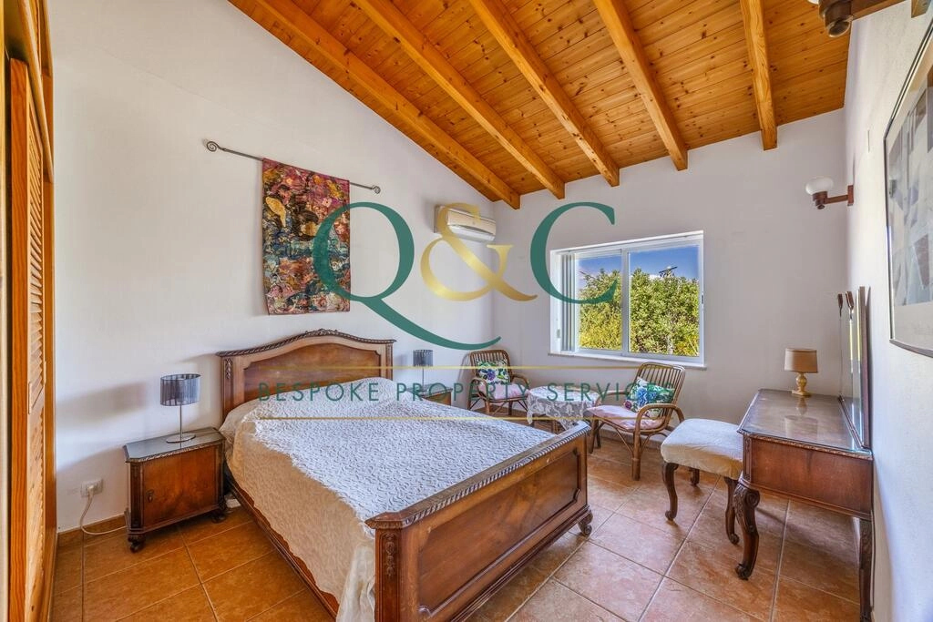 Villa avec 3 chambres à vendre à Moncarapacho Villa avec 3 chambres à vendre à Moncarapacho