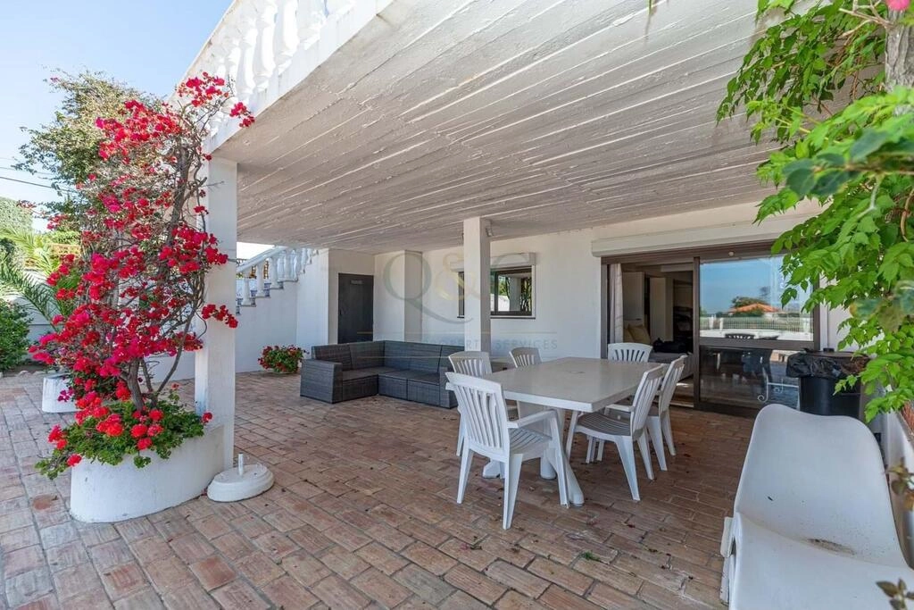 Villa avec 3 chambres à vendre à Almancil Villa avec 3 chambres à vendre à Almancil
