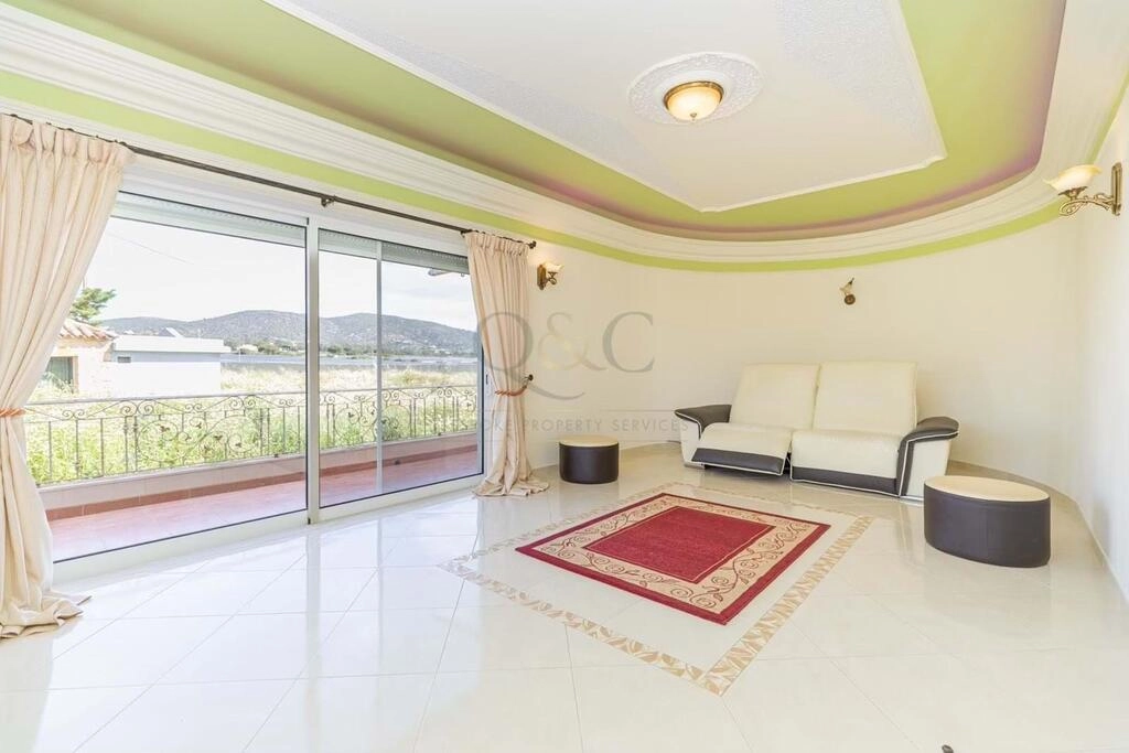 Villa avec 3 chambres à vendre à Santa Bárbara de Nexe Villa avec 3 chambres à vendre à Santa Bárbara de Nexe