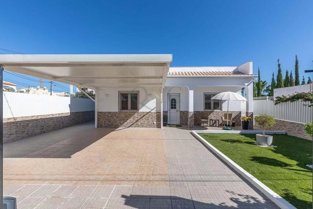Villa com 3 quartos à venda em Almancil Villa com 3 quartos à venda em Almancil