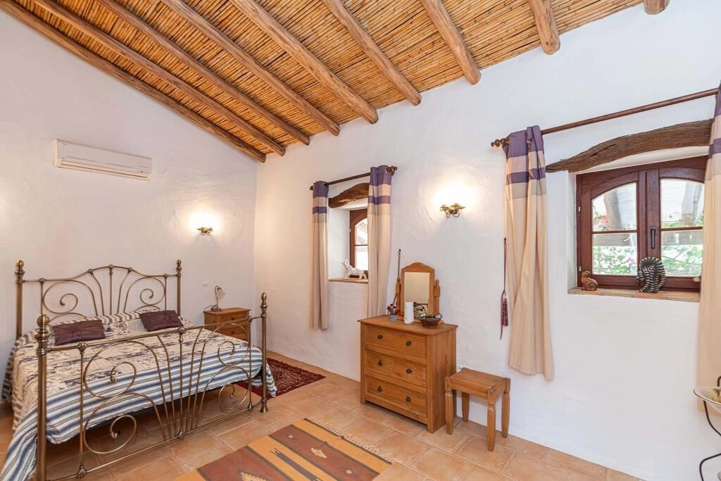 Villa com 3 quartos à venda em Alte Villa com 3 quartos à venda em Alte