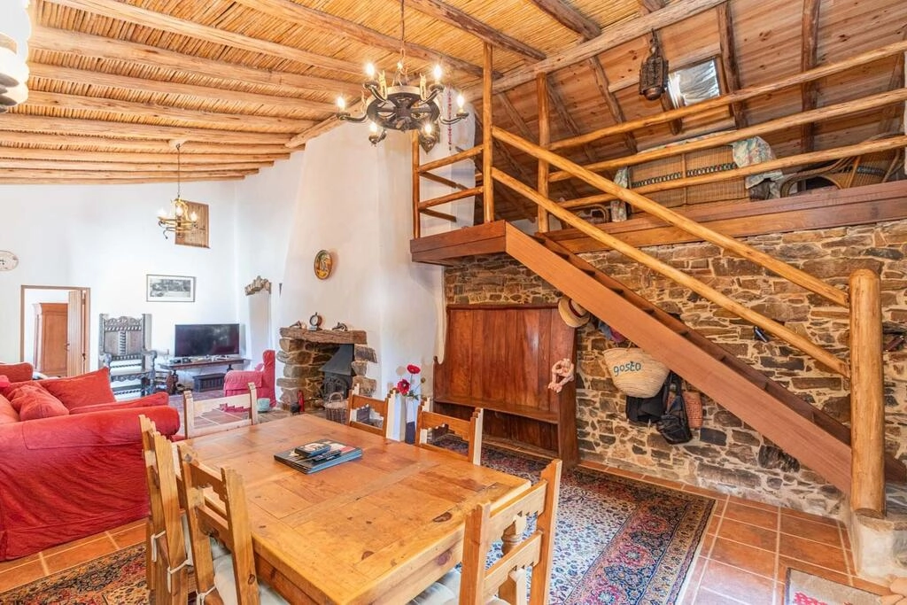 Villa com 3 quartos à venda em Alte Villa com 3 quartos à venda em Alte