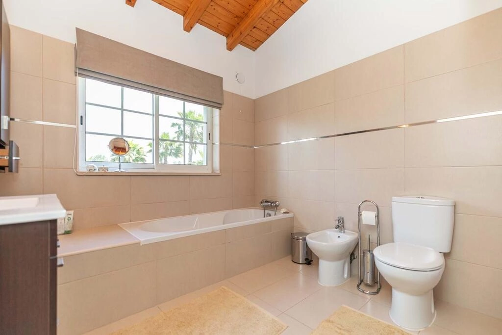 Villa com 3 quartos à venda em Loulé (São Clemente) Villa com 3 quartos à venda em Loulé (São Clemente)