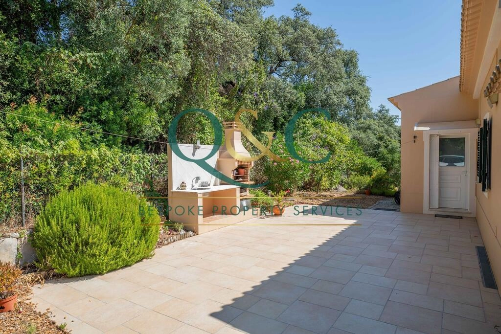 Villa com 3 quartos à venda em Loulé (São Clemente) Villa com 3 quartos à venda em Loulé (São Clemente)