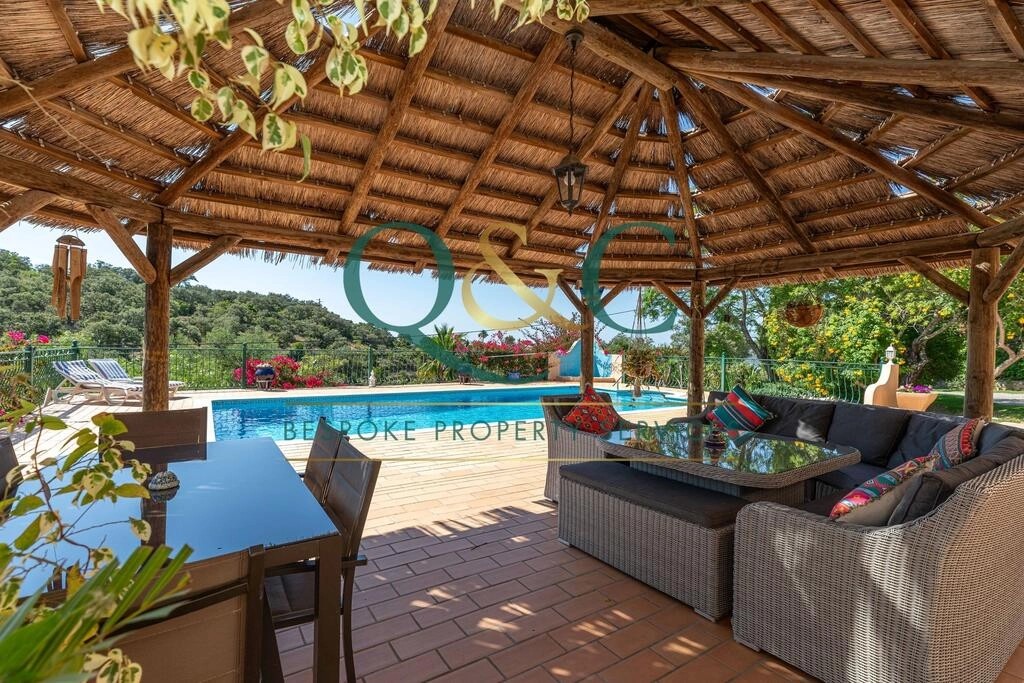 Villa com 3 quartos à venda em Loulé (São Clemente) Villa com 3 quartos à venda em Loulé (São Clemente)
