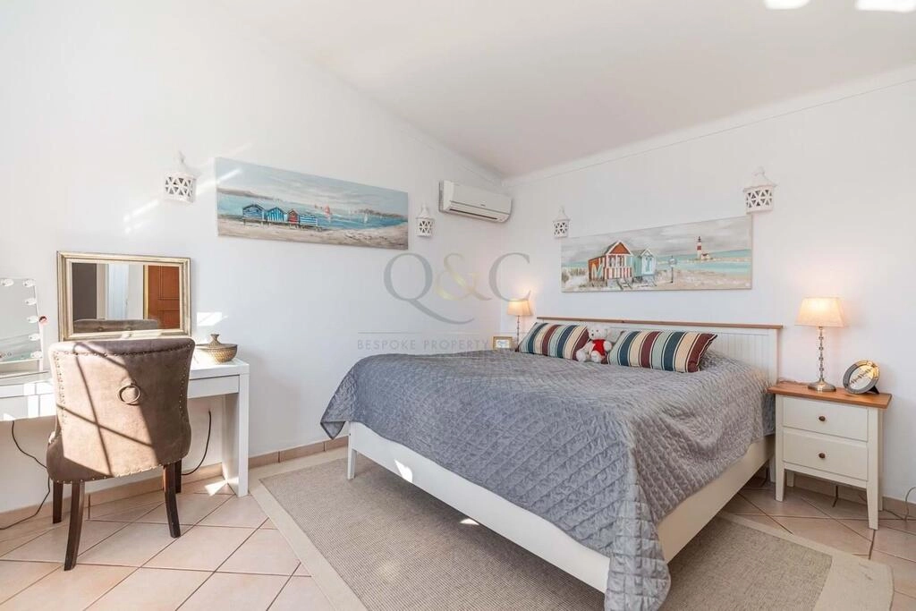 Villa com 3 quartos à venda em Loulé (São Clemente) Villa com 3 quartos à venda em Loulé (São Clemente)