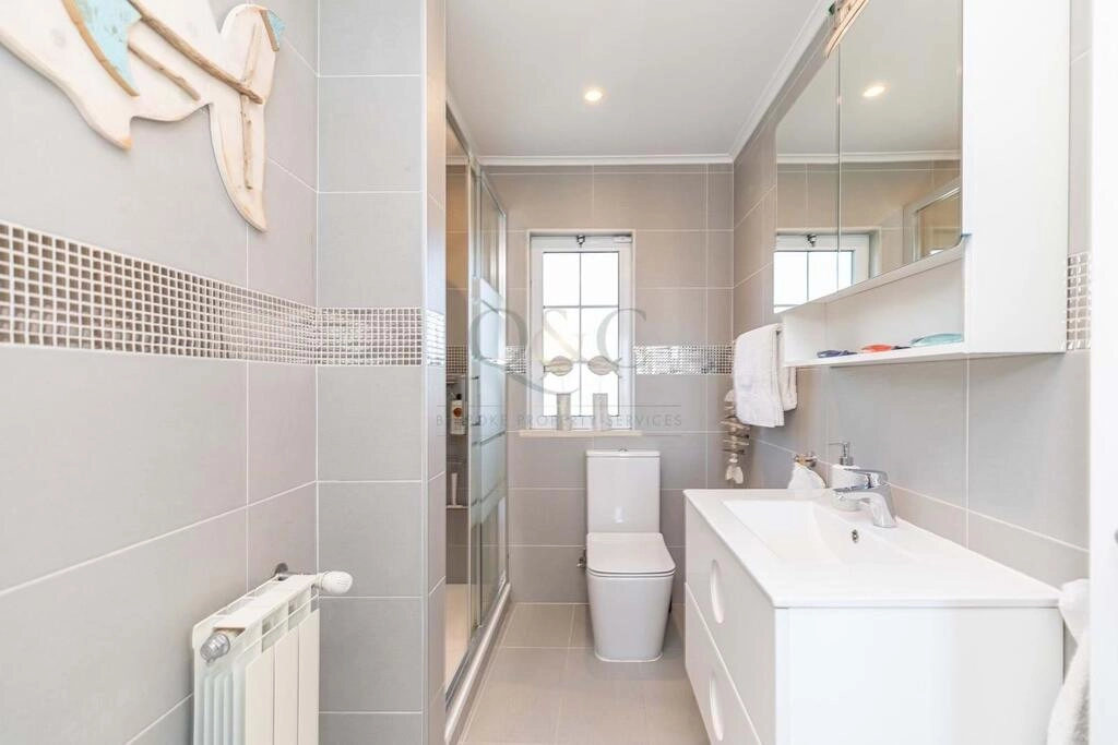 Villa com 3 quartos à venda em Loulé (São Clemente) Villa com 3 quartos à venda em Loulé (São Clemente)
