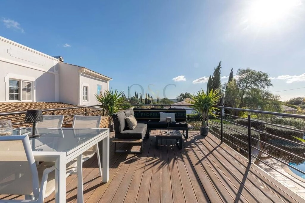 Villa com 3 quartos à venda em Loulé (São Clemente) Villa com 3 quartos à venda em Loulé (São Clemente)