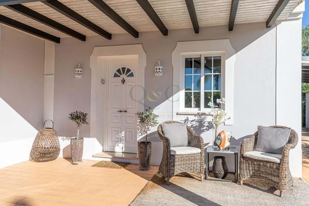 Villa com 3 quartos à venda em Loulé (São Clemente) Villa com 3 quartos à venda em Loulé (São Clemente)