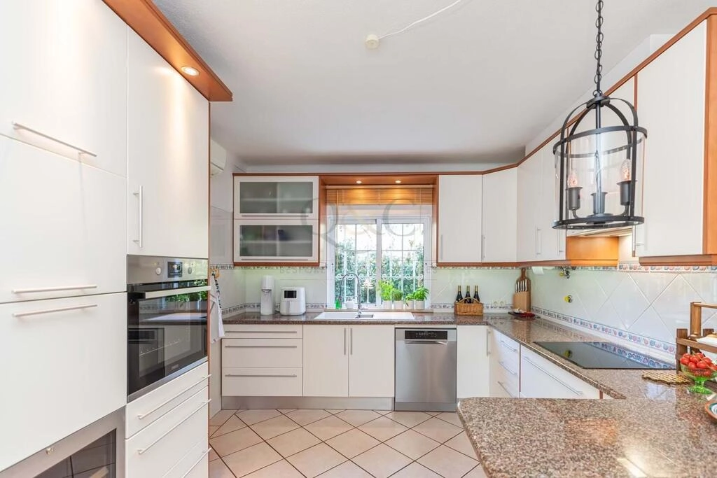 Villa com 3 quartos à venda em Loulé (São Clemente) Villa com 3 quartos à venda em Loulé (São Clemente)