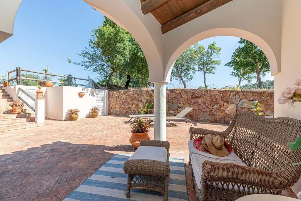 Villa com 3 quartos à venda em Salir Villa com 3 quartos à venda em Salir