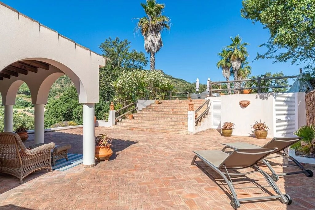 Villa com 3 quartos à venda em Salir Villa com 3 quartos à venda em Salir