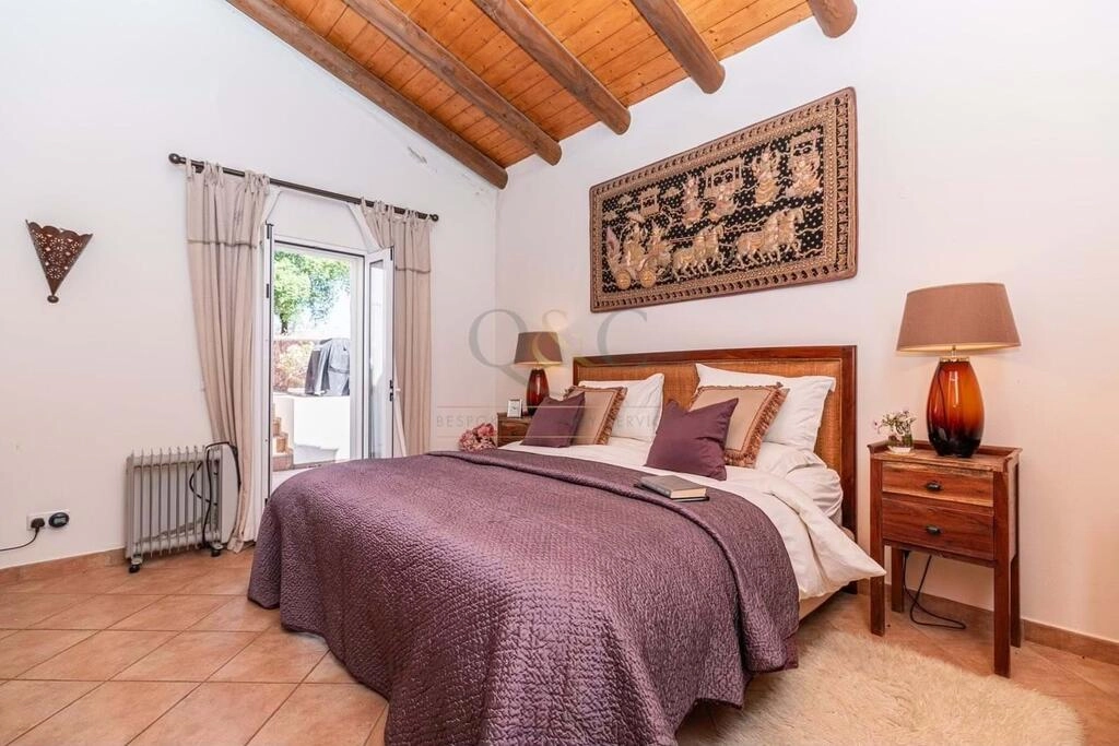 Villa com 3 quartos à venda em Salir Villa com 3 quartos à venda em Salir
